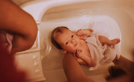 Benefits of bath time beyond hygiene