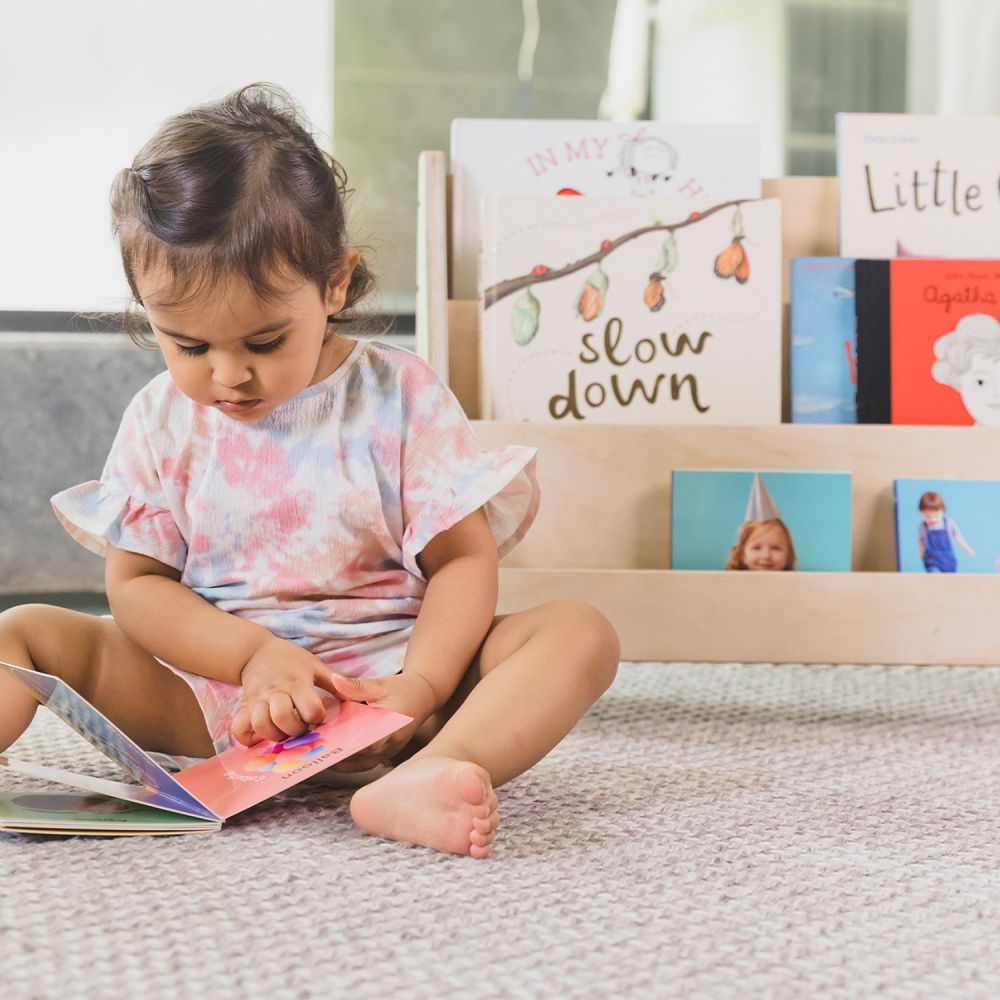 Montessori Bookshelf